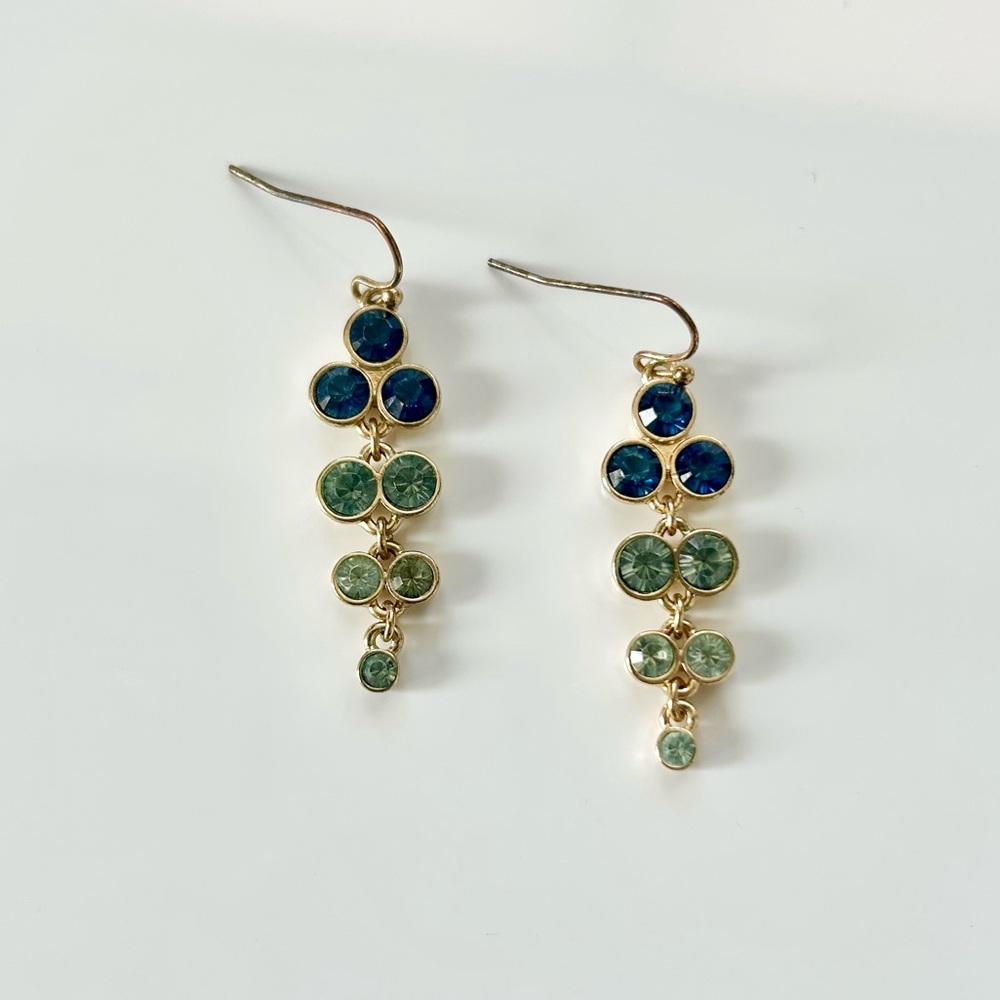 💜 LAST CHANCE Gold-Tone Descending Ombre Blue Green Stone Fishhook Earrings